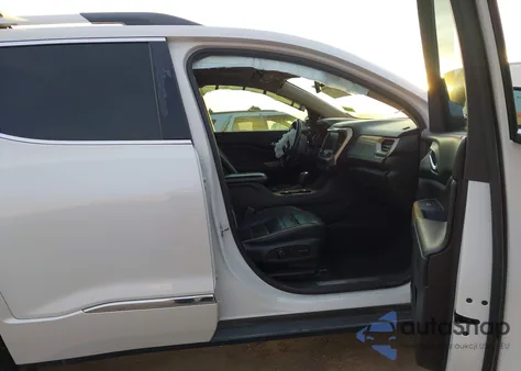 2017 GMC Acadia Denali z USA, uszkodzony, nr VIN 1GKKNPLS9HZ246623